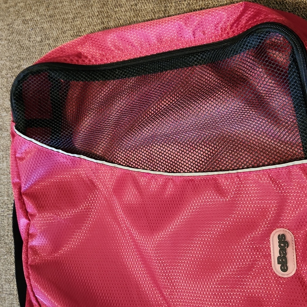 Ebags Red Packing cube Size 4x18x3 - Picture 3 of 5